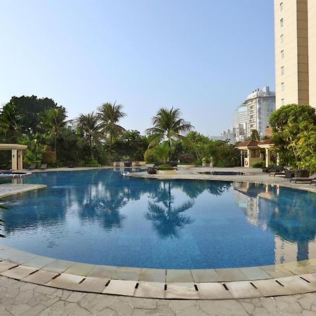Classic And Strategic 3Br Apartment Sudirman Tower Condominium By Travelio ジャカルタ エクステリア 写真