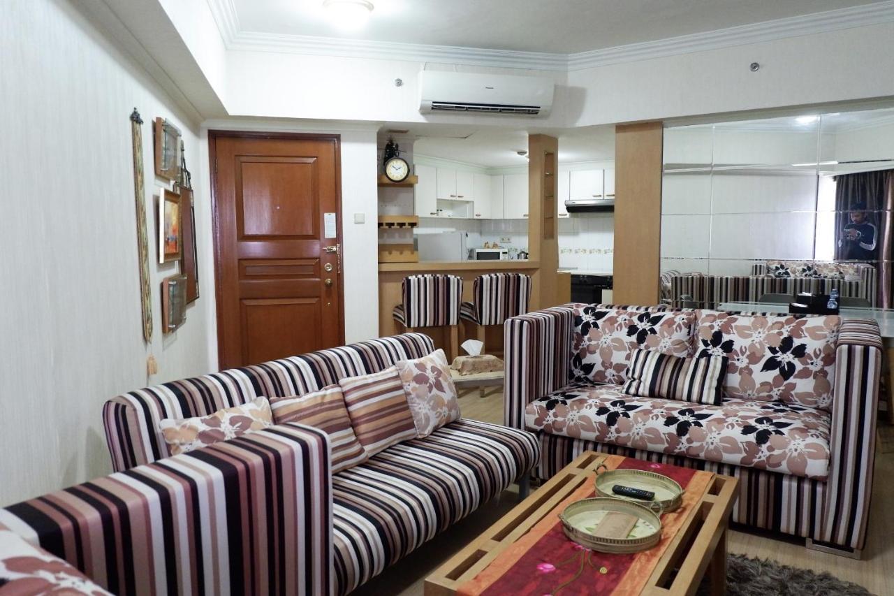 Classic And Strategic 3Br Apartment Sudirman Tower Condominium By Travelio ジャカルタ エクステリア 写真